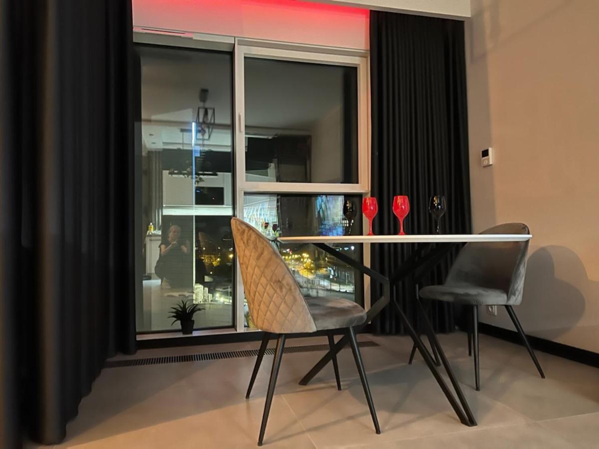 Appartement Towarowa - Milionowa 39 Check-In 24H à Poznań Extérieur photo